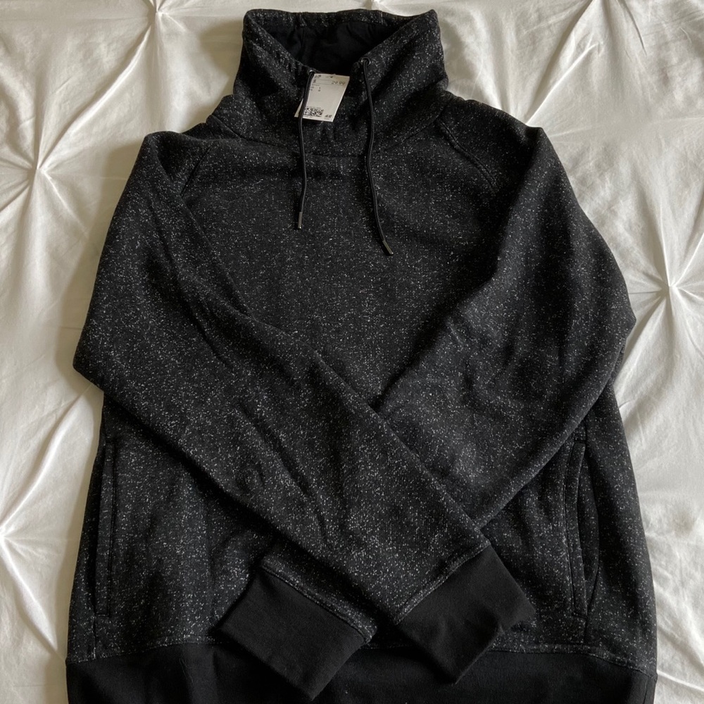 Men’s Medium H&M Sweatshirt
